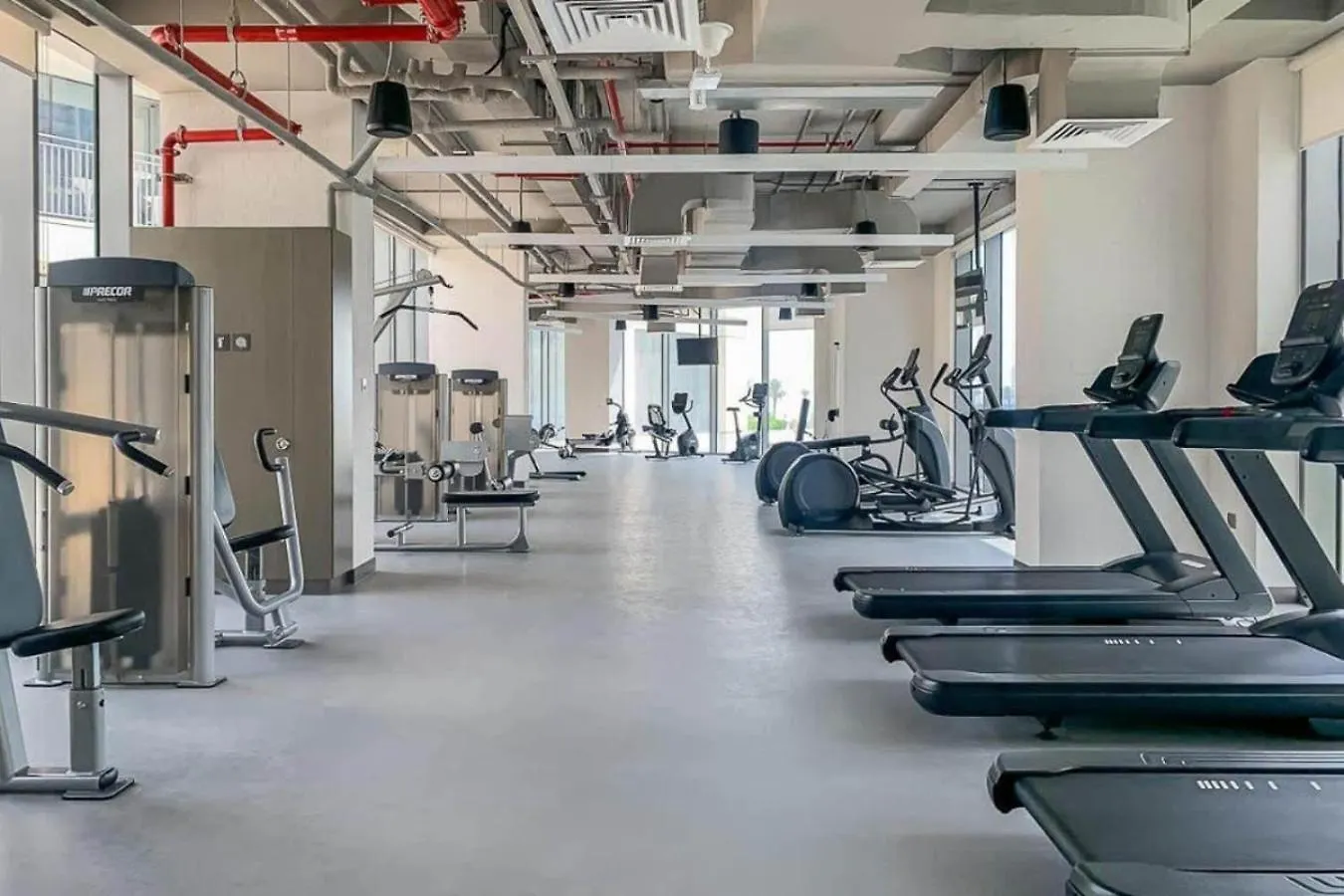 Апартаменты Large 1Br With Gym And Pool In Iconic Tower Дубай