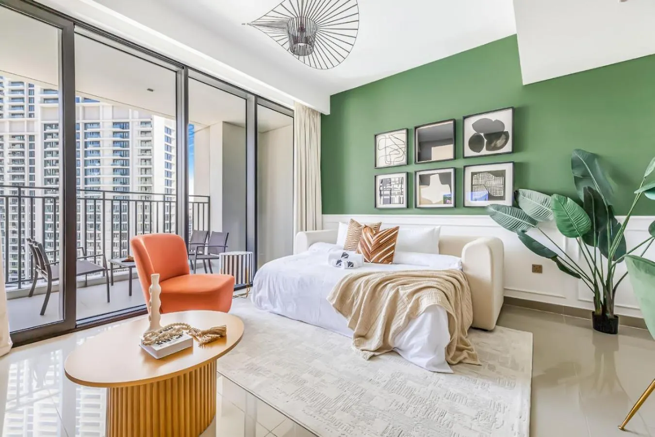 Large 1Br With Gym And Pool In Iconic Tower Apartman Dubaj